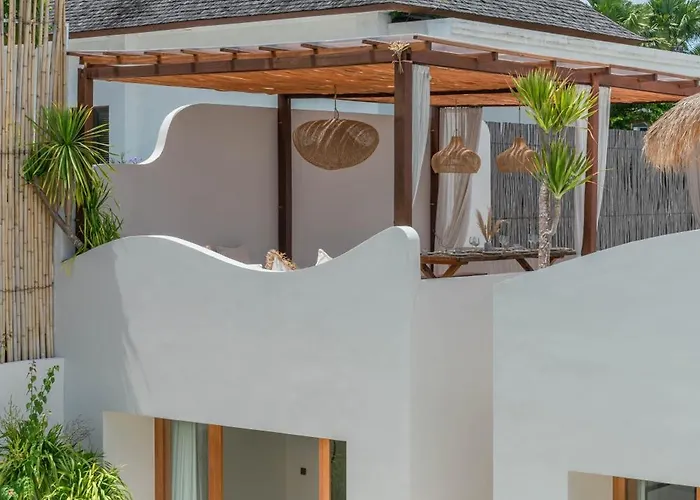 Villa Milana: 5br Mediterrenean In Canggu