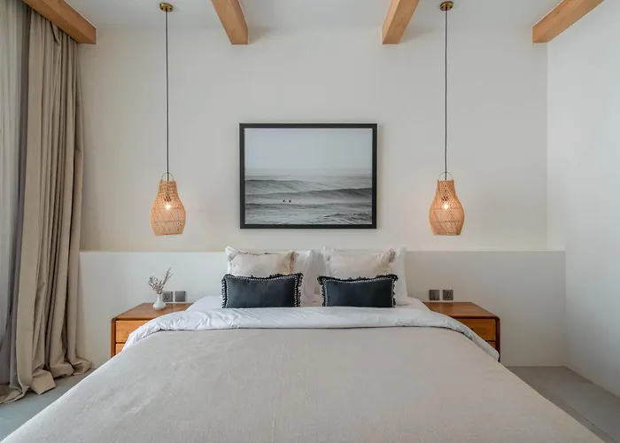 Milana: 5br Mediterrenean In Villa Canggu