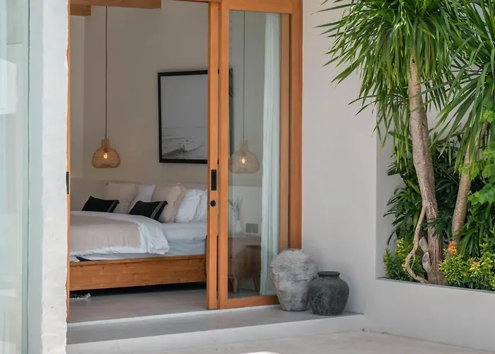 Villa Milana: 5br Mediterrenean In *
