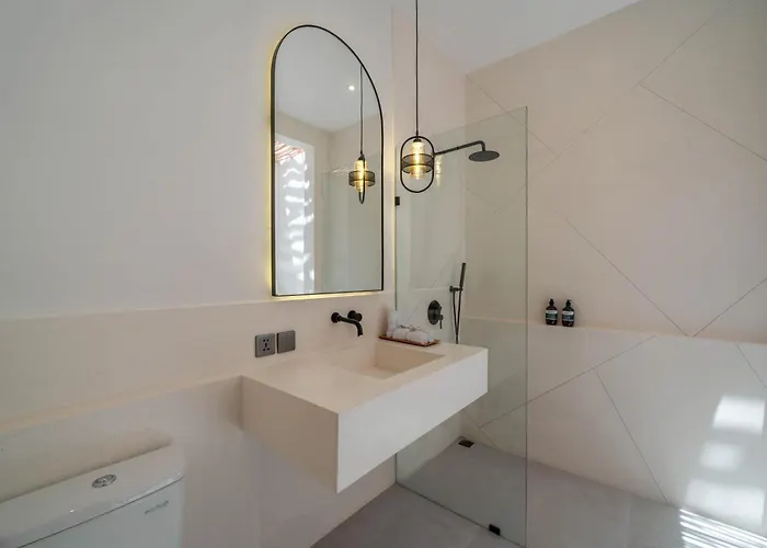 Milana: 5br Mediterrenean In