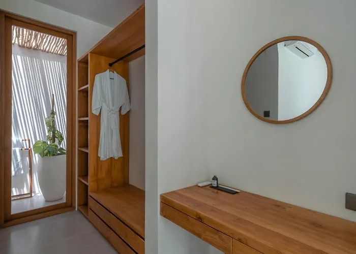 Milana: 5br Mediterrenean In Canggu