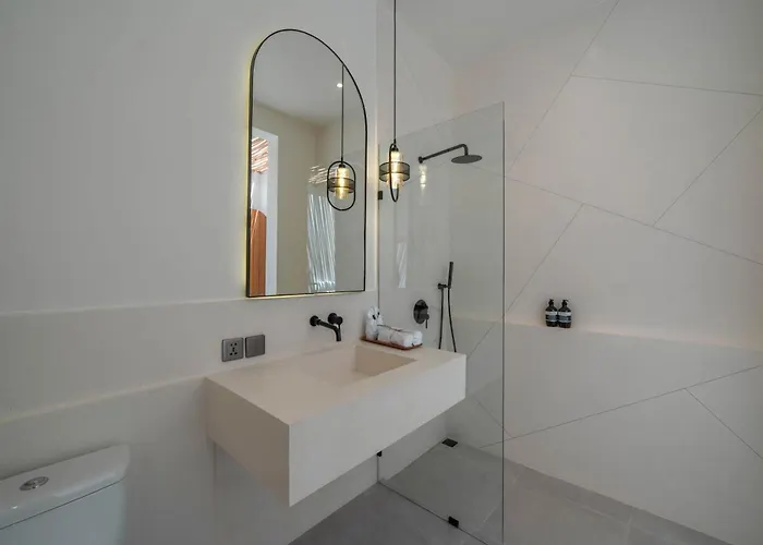 Milana: 5br Mediterrenean In Villa *